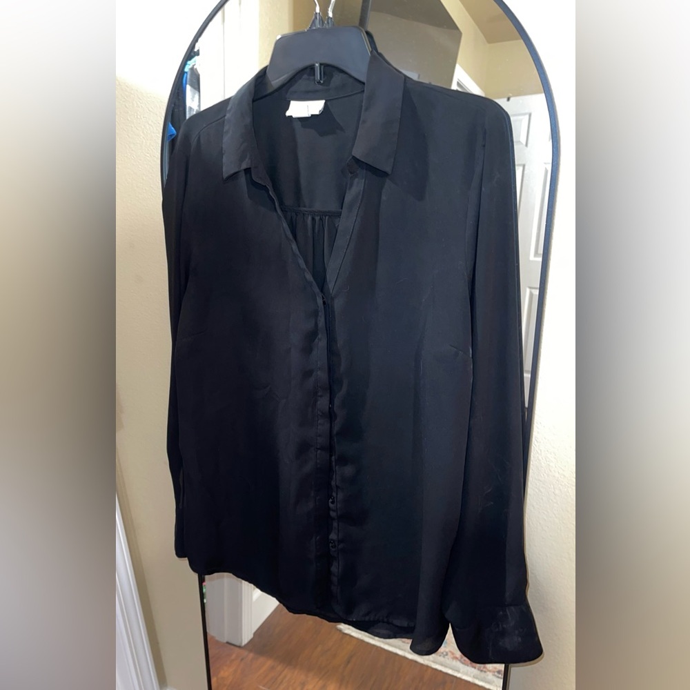 Liz Claiborne Women's Black Button Down Shirt